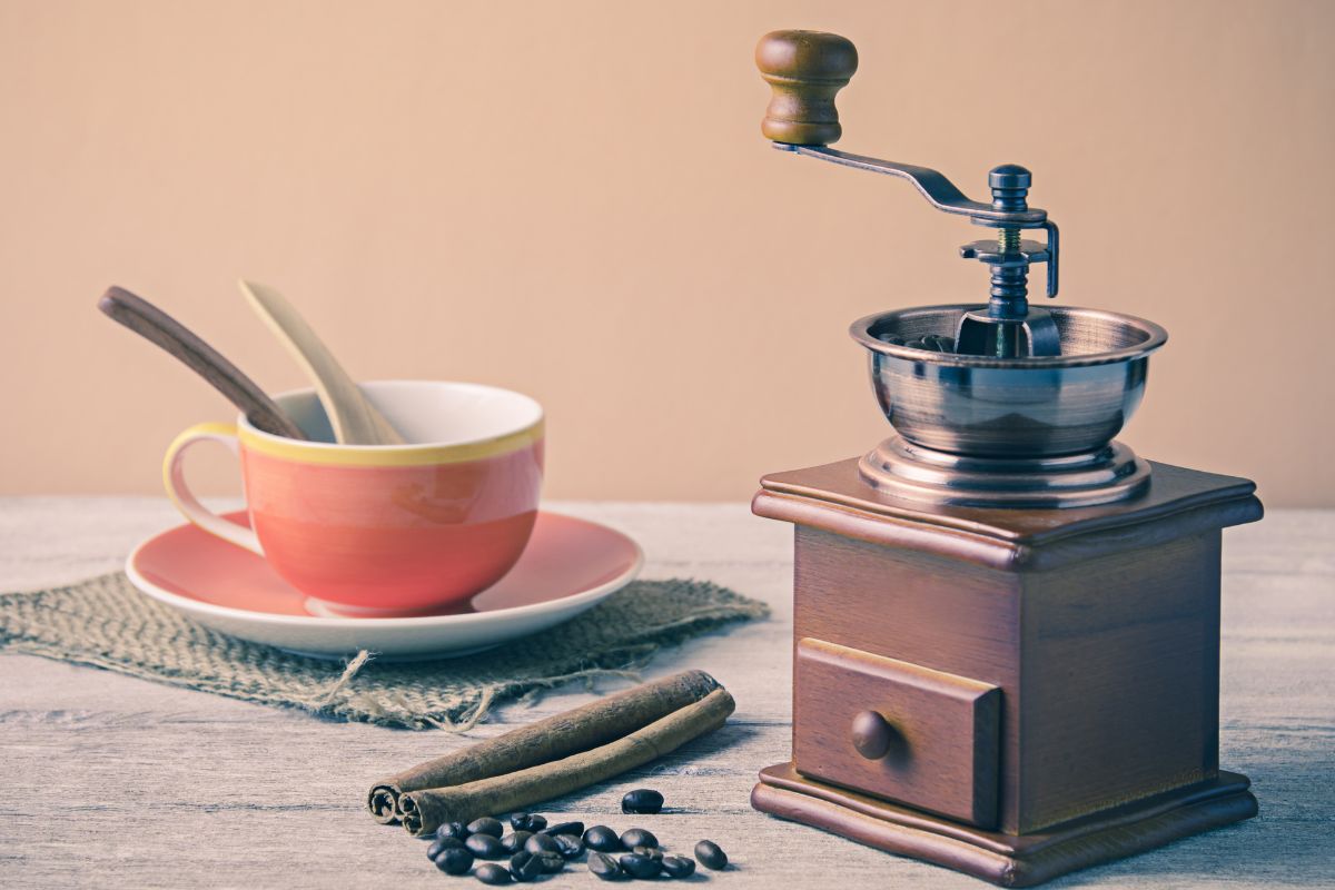 Coffee grinder and tea